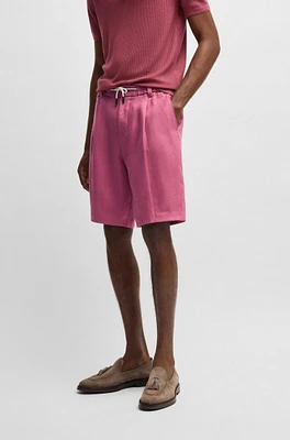 Tapered-fit shorts wrinkle-resistant linen