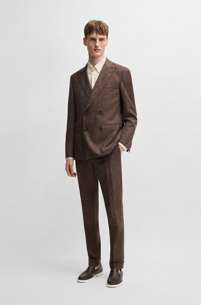 Two-piece suit patterned tweed