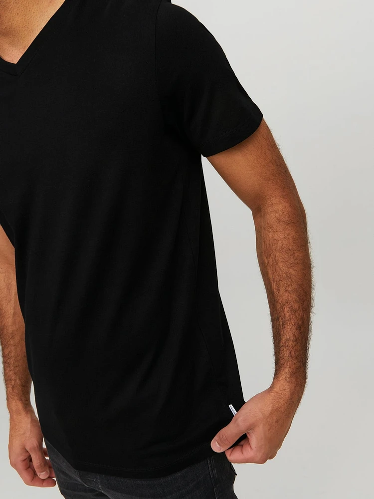 Standard Fit V-Neck T-Shirt | Jack & Jones