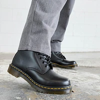 Botte Dr. Martens 1460 à 8 œillets pour femmes - Noire