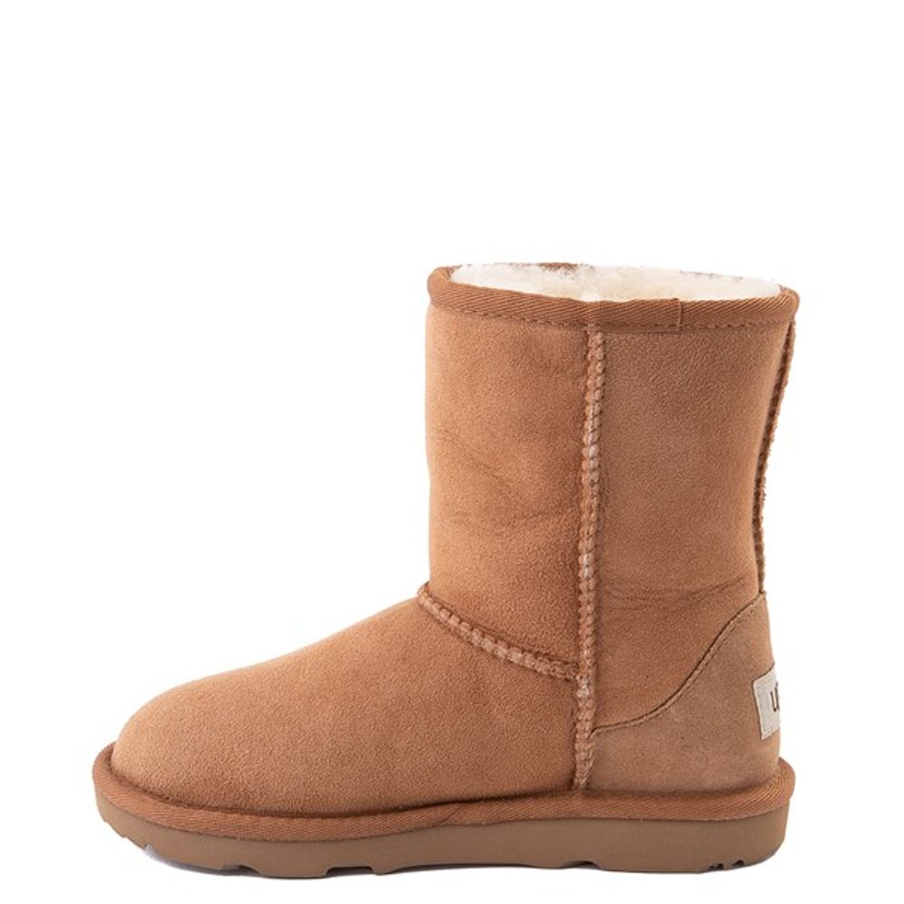 UGG® Classic Short II Boot - Little Kid / Big Chestnut