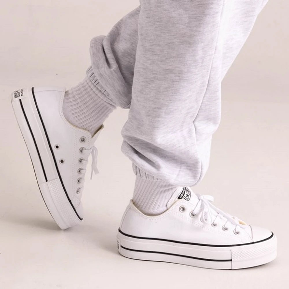 Basket Converse Chuck Taylor All Star Lo Clean Lift pour femmes - Blanche