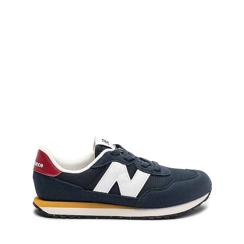 Chaussure athlétique New Balance 237