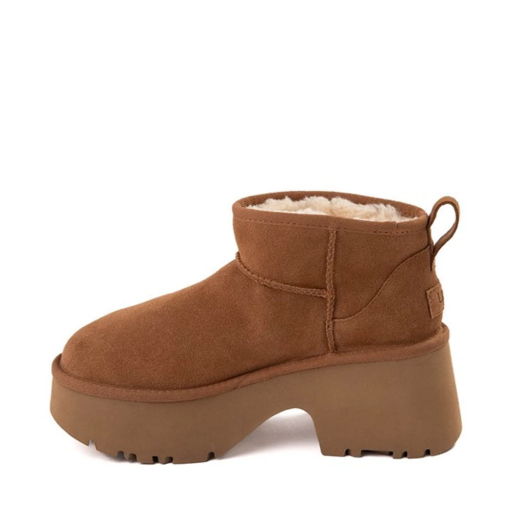 Botte UGG® Classic Ultra Mini New Heights pour femmes - Châtaigne