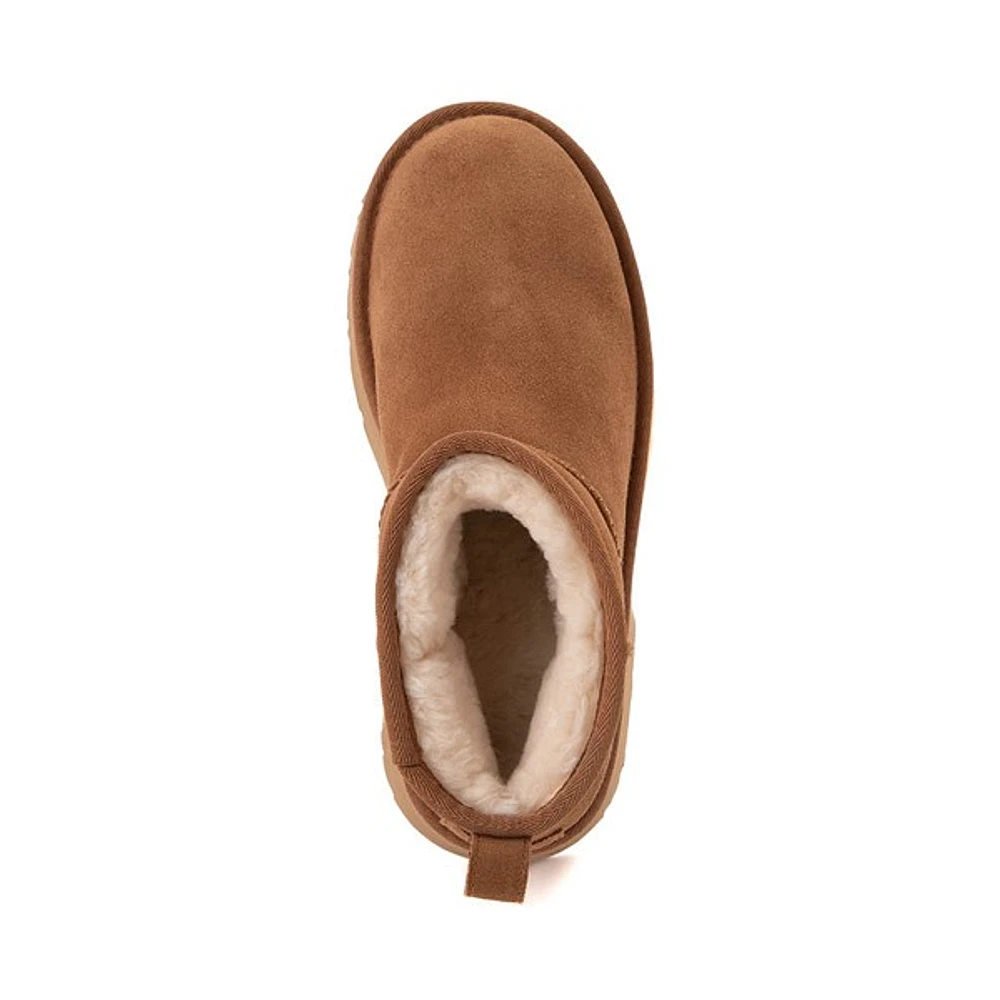 Botte UGG® Classic Ultra Mini New Heights pour femmes - Châtaigne