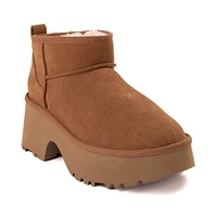 Botte UGG® Classic Ultra Mini New Heights pour femmes - Châtaigne