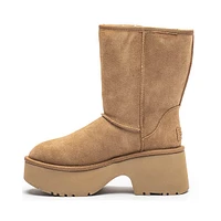 Botte UGG® Classic Short New Heights pour femmes - Châtaigne