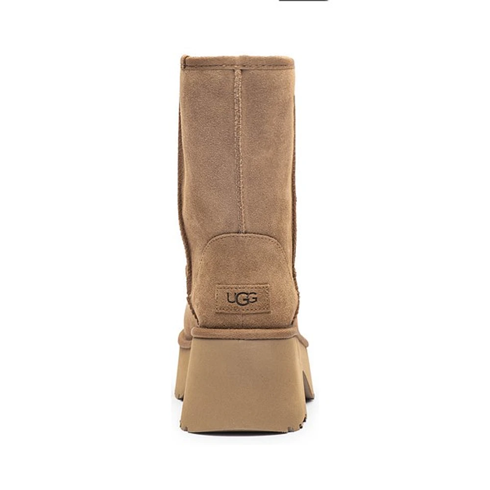 Botte UGG® Classic Short New Heights pour femmes - Châtaigne