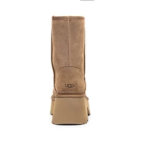 Botte UGG® Classic Short New Heights pour femmes - Châtaigne