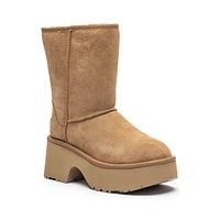 Botte UGG® Classic Short New Heights pour femmes - Châtaigne