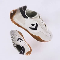 Converse Run Star Trainer Low-Top Sneaker - Egret / Black Honey