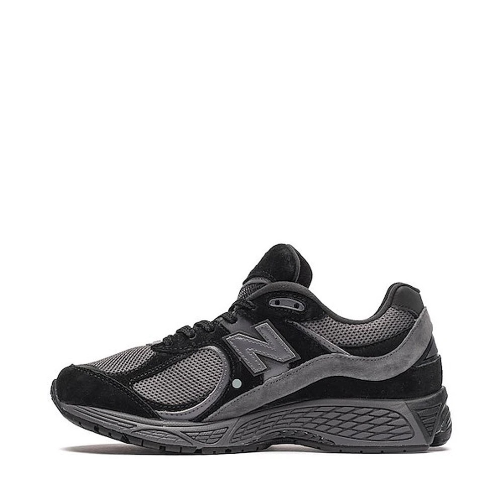 New Balance 2002R Athletic Shoe - Black / Magnet