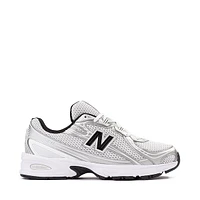 Chaussure athlétique New Balance 740