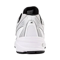 Chaussure athlétique New Balance 740