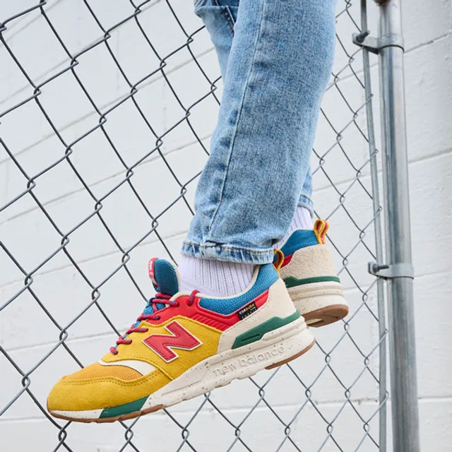 Womens New Balance 997H Athletic Shoe - Red / Multicolor