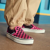 Vans Slip-On Checkerboard Skate Shoe - Little Kid Black / Pink