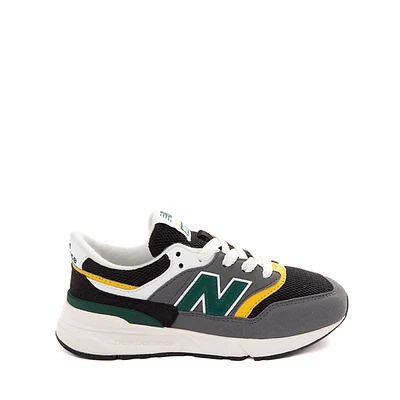 New Balance 997R Athletic Shoe