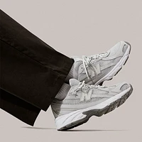 New Balance 740 Athletic Shoe - Grey / Reflection Slate