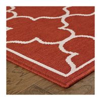 Red Quatrefoil Jenn Outdoor Rug, 5x7