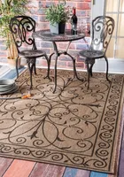 Brown Kathleen Scroll Outdoor Area Rug, 5x7