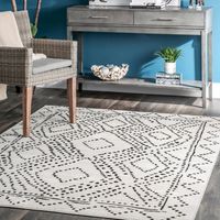 Millie Dotted Diamond Area Rug, 8x10