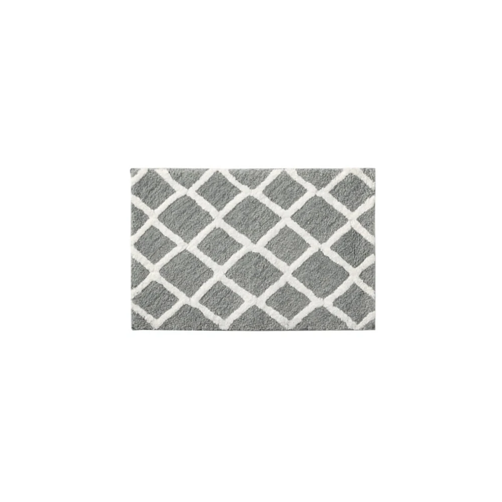 Gray Geometric Pattern Reversible Bath Mat, 34 in.