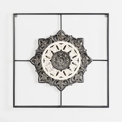 Black Metal and Wood Flower Center Wall Plaque