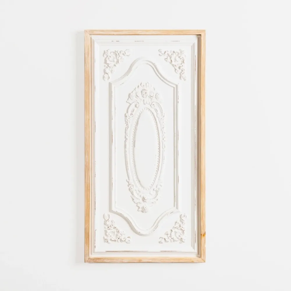 White Wood Vintage Medallion Wall Plaque