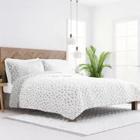 Gray Dotted Reversible 3-pc. Queen Quilt Set