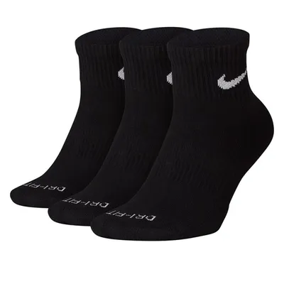 Nike Everyday Plus Ankle Socks in Black, Size Medium, Polyester
