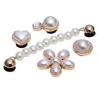 Crocs Dainty Pearl Jewelry Jibbitz in Silver/Gold in White