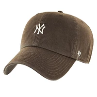 '47 Brand New York Yankees Small Logo Clean Up Cap in Brun Moyen, Cotton