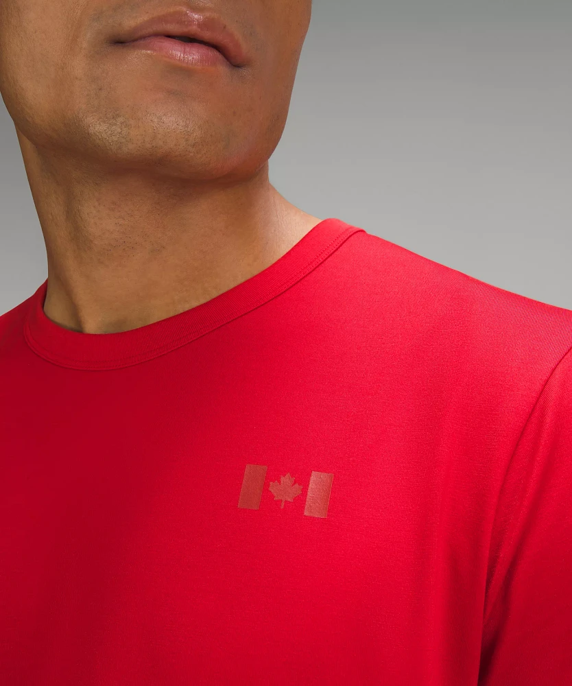 Team Canada lululemon Fundamental T-Shirt *COC Logo | Men's Short Sleeve Shirts & Tee's