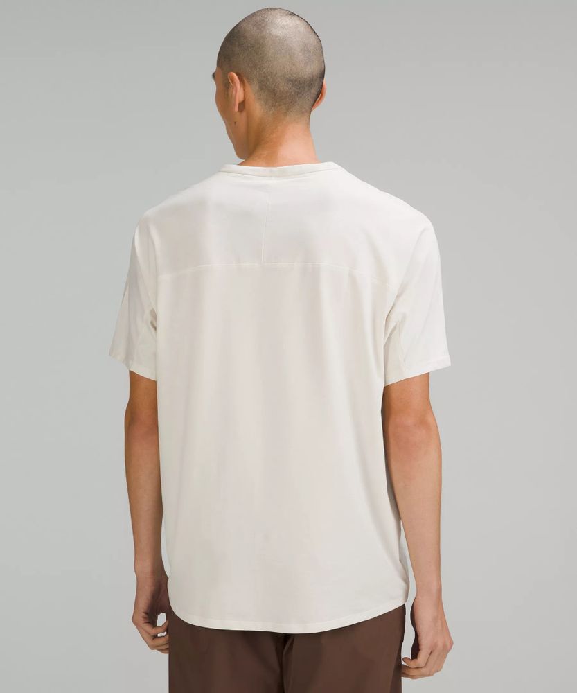 lululemon Fundamental Pocket T-Shirt | Men's Short Sleeve Shirts & Tee's