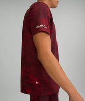 Team Canada lululemon Fundamental T-Shirt *COC Logo | Men's Short Sleeve Shirts & Tee's