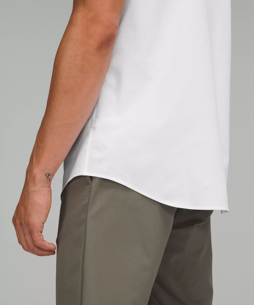 Airing Easy Short-Sleeve Shirt