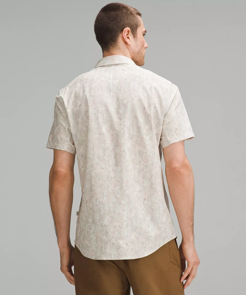 Airing Easy Short-Sleeve Shirt | Men's Short Sleeve Shirts & Tee's