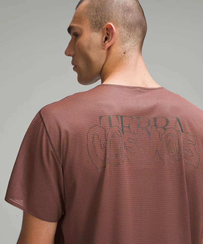 lululemon lab Grid Mesh Training T-Shirt *Graphic | Men's Short Sleeve Shirts & Tee's