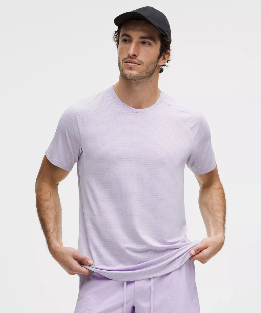 License to Train Short-Sleeve Shirt | Men's Short Sleeve Shirts & Tee's