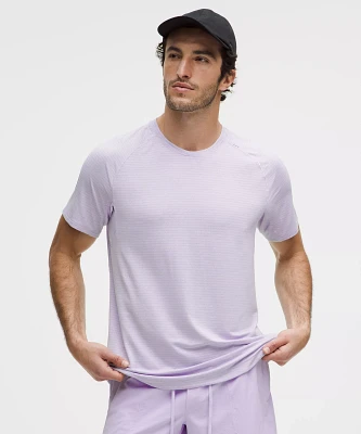 License to Train Short-Sleeve Shirt | Men's Short Sleeve Shirts & Tee's