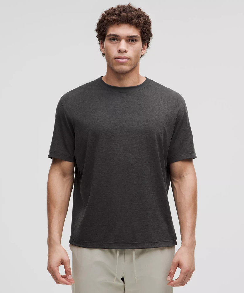 Relaxed-Fit Training Short-Sleeve Shirt | Men's Short Sleeve Shirts & Tee's