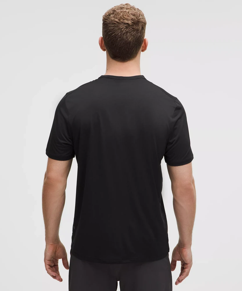 Mile Maker Run Crew Lightweight Short-Sleeve Shirt | Men's Short Sleeve Shirts & Tee's