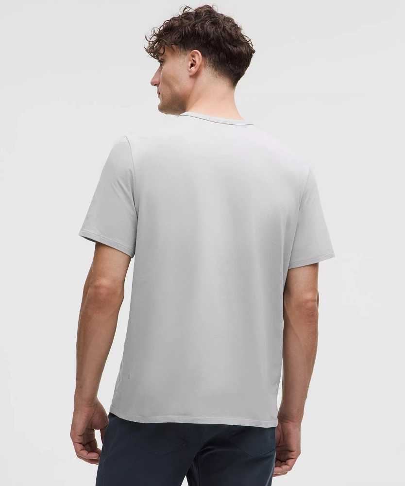 Organic Cotton Classic-Fit T-Shirt | Men's Short Sleeve Shirts & Tee's