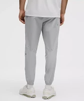 License to Train Jogger *Regular | Men's Joggers