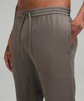 Relaxed-Fit Training Jogger | Men's Joggers