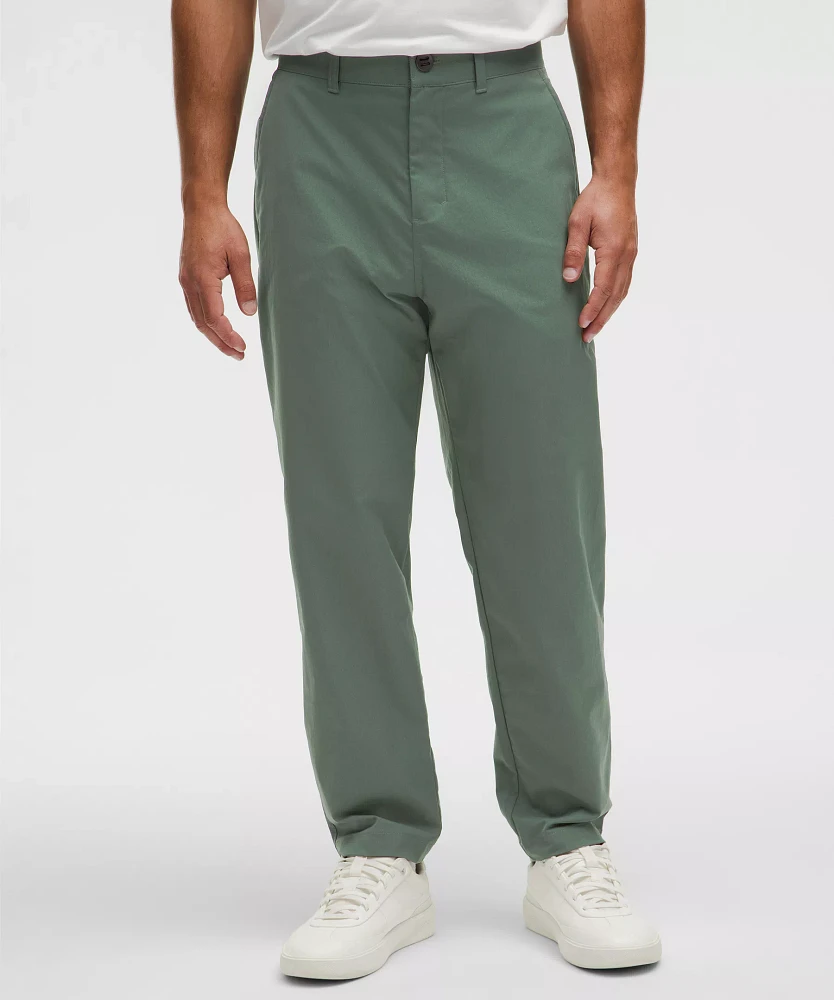 Relaxed-Tapered Smooth Twill Trouser *Cropped | Men's Trousers