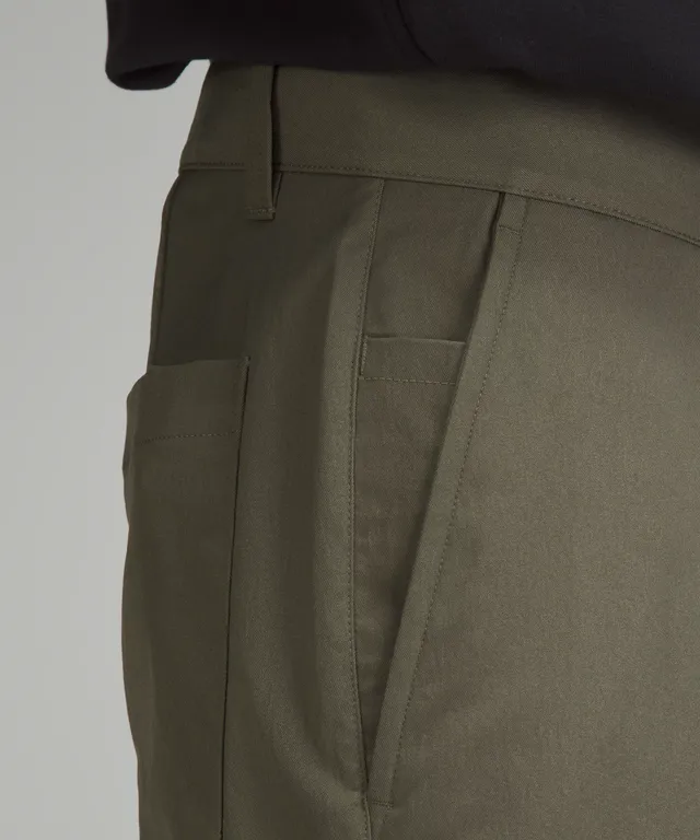 Relaxed-Tapered Twill Trouser