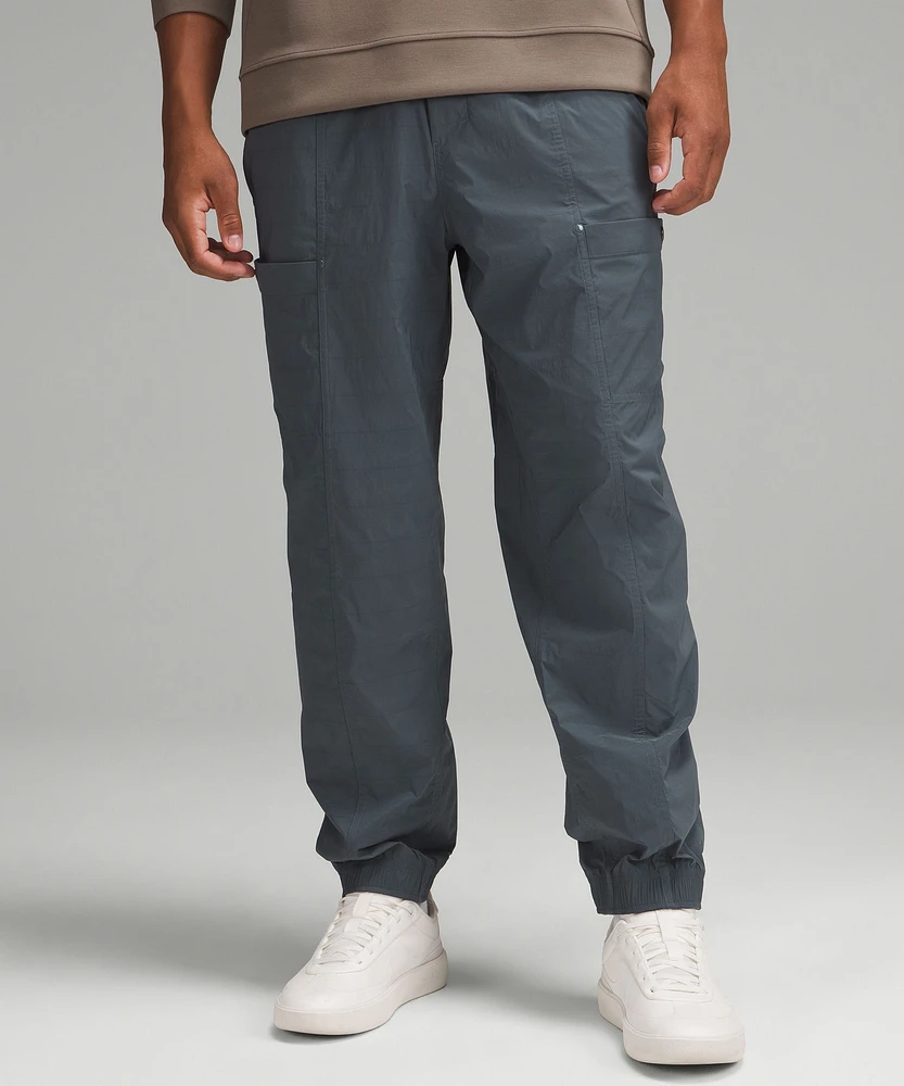 Lightweight Cargo Pocket Jogger | Men's Joggers