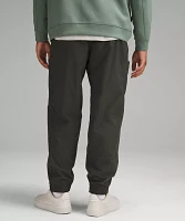 Lightweight Cargo Pocket Jogger | Men's Joggers