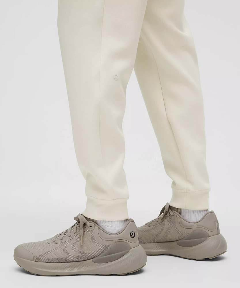 Smooth Spacer Jogger *Regular | Men's Joggers